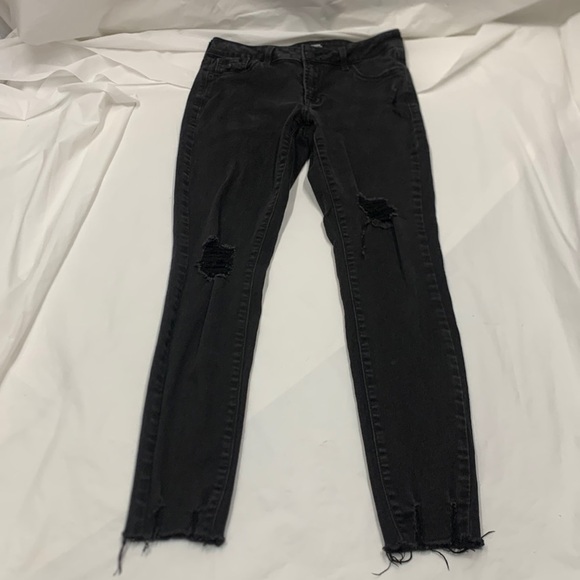 Women Old Navy Black Rockstar Heavily Distressed Super Skinny Ankle Jean Size 4 - Picture 1 of 14